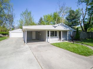 6038 Edgedale Cir, Toledo, OH 43613