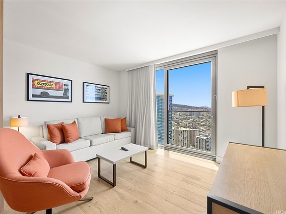 2nd image of 1390 Kapiolani Blvd #3805
