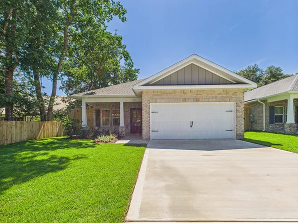 1494 Pine St, Niceville, FL 32578