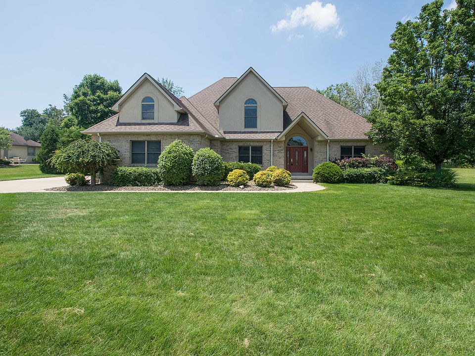 1st image of 1326 Meadowood Cir