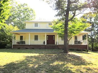 635 Old Pond Ln, Dickson, TN 37055