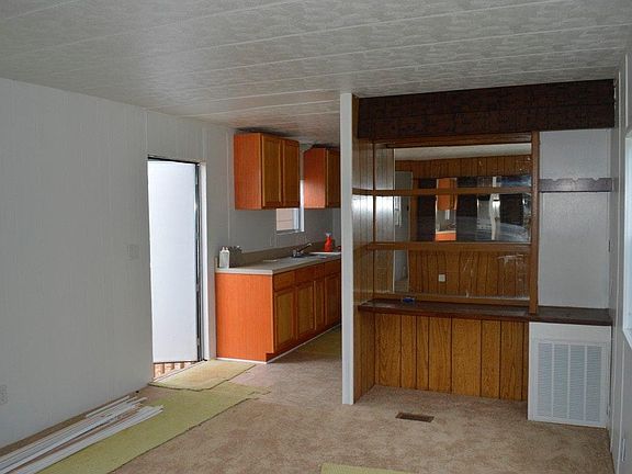 5th image of 102 Starling Dr