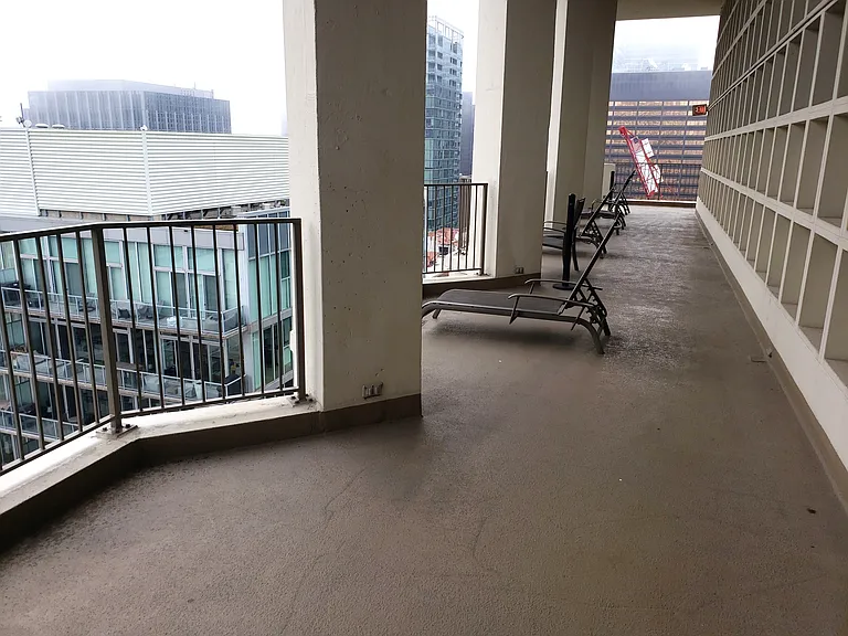 535 N Michigan Ave #1508 — Photo 28