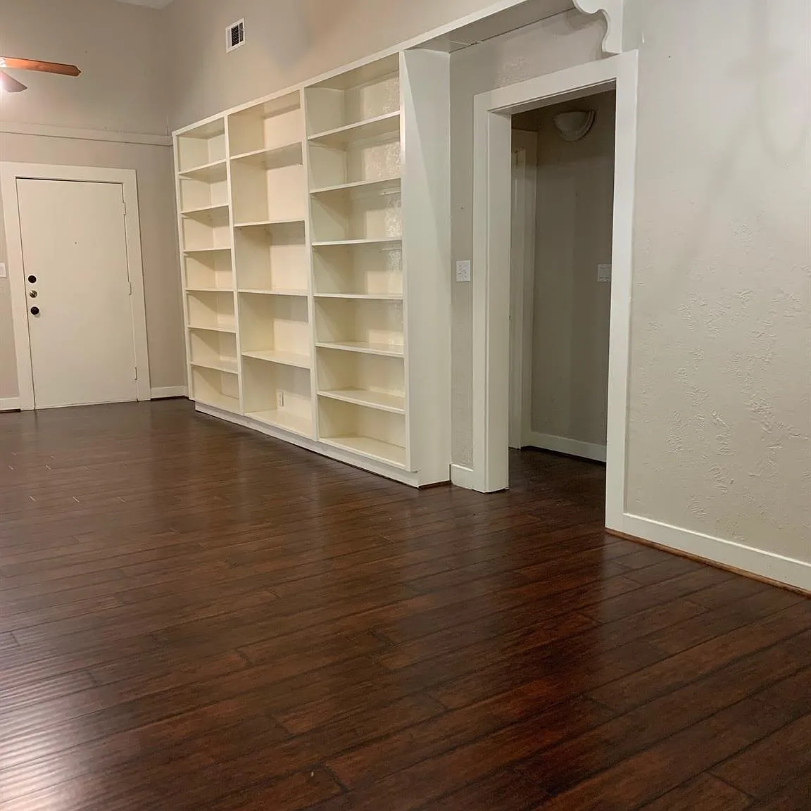 2 bed, 1.0 bath, 1000 sqft, $1,900 — Photo 4