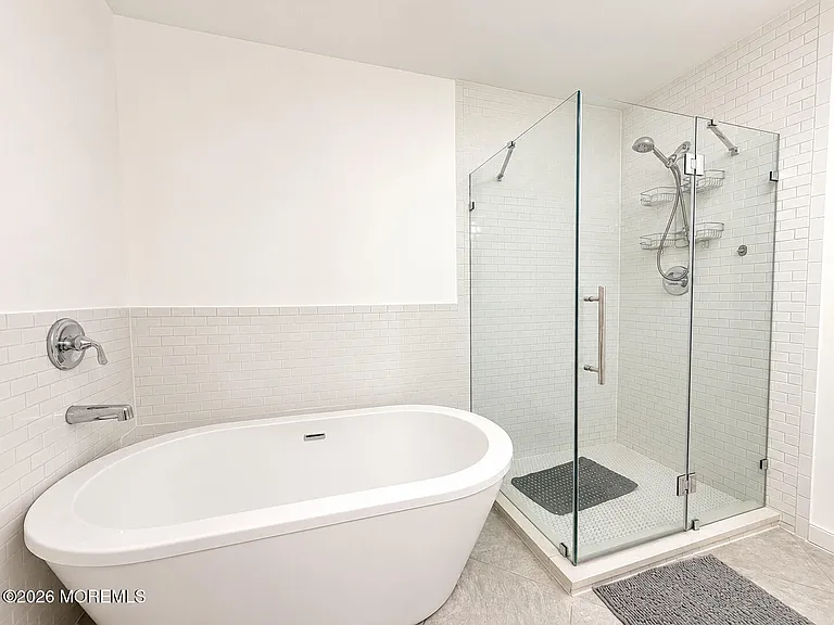 10 Madison Ct — Photo 14