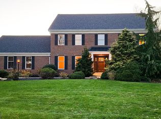 116 Blackberry Ln, Evans City, PA 16033