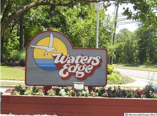 2520 Waters Edge Dr #20BA, Toms River, NJ 08753