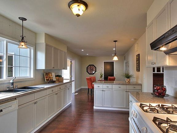 5th image of 4452 Azzarello Ct