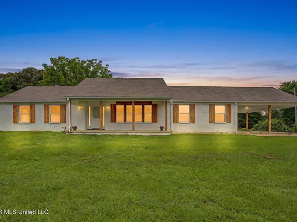 1945 Pryor Rd, Coldwater, MS 38618