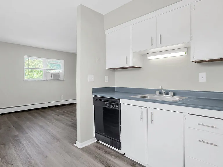 2405 Belcher Dr #B — Photo 20