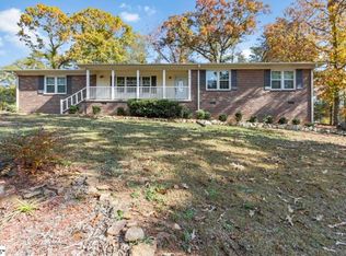 618 Memorial Drive Ext, Greer, SC 29651