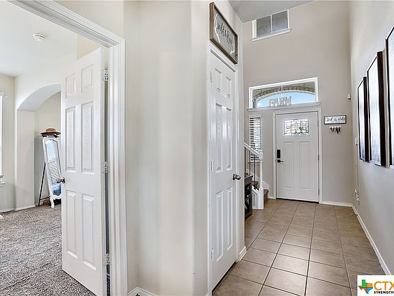 5th image of 2401 Black Orchid Dr