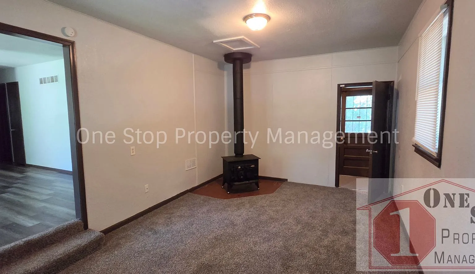 3-Bedroom, 1-Bathroom home in Kansas City — Photo 2