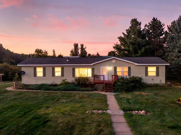 641 240th St, Osceola, WI 54020