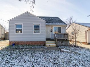17514 Holly Hill Dr, Cleveland, OH