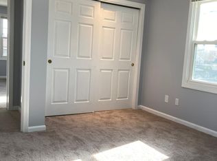 14 Saratoga Ave #10, Pawtucket, RI 02861