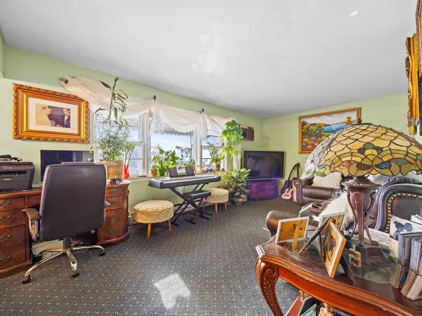 24-65 Francis Lewis Boulevard image 18 of 40