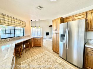 1732 Woodbrook Ln, Fallbrook, CA 92028