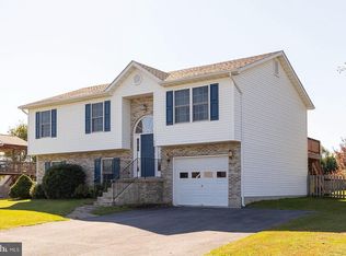38 Coriander Way, Bunker Hill, WV 25413