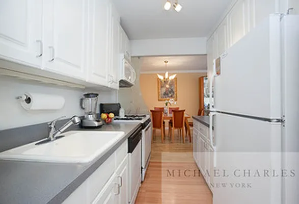 Rented by Michael Charles New York | media 14