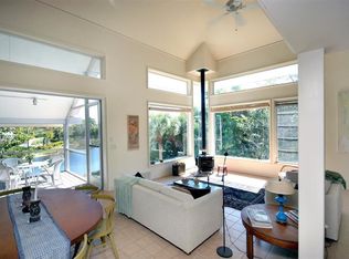 520 Sea Oats Dr, Sanibel, FL 33957