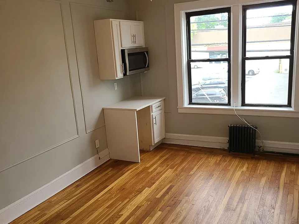 1144 E Grand St #302A