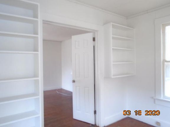 4th image of 3543 Admiral Dr