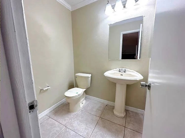 1429 Shell Flower Dr — Photo 8