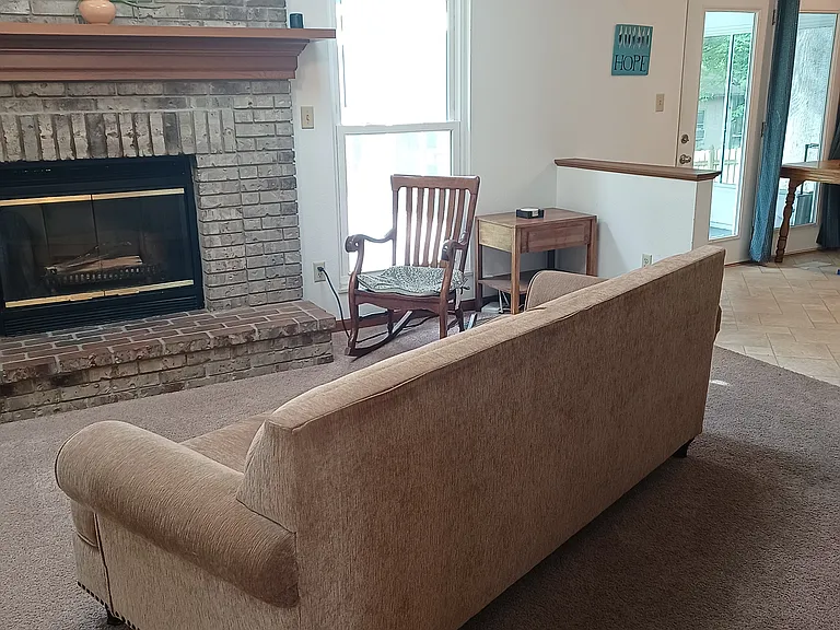1021 Edgewood Dr — Photo 18