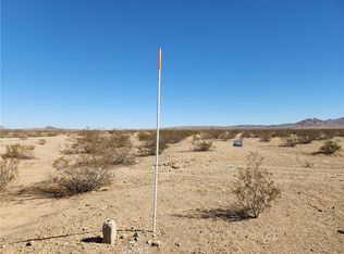 33 Panamint Trl, Helendale, CA 92342