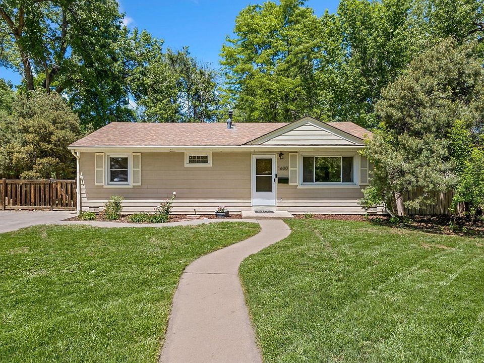 1st image of 1600 Crestmore Pl