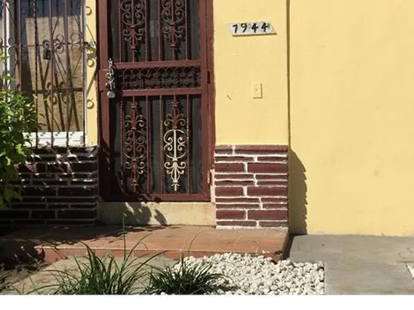 7944 NW 1st Pl, Miami, FL 33150