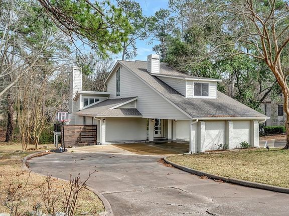 3rd image of 404 Muirfield Dr
