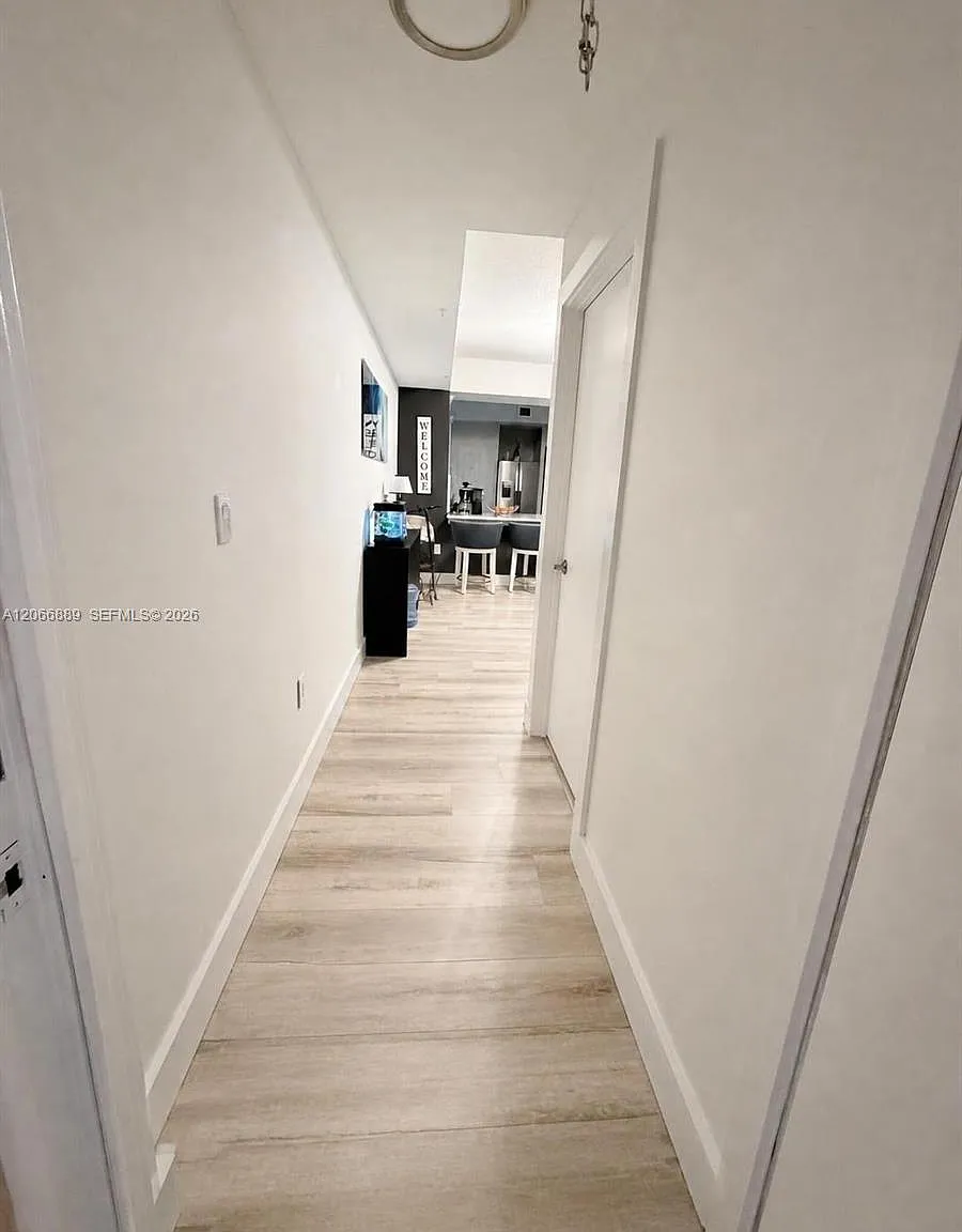 Courtyards At Davie Condo — Photo 3