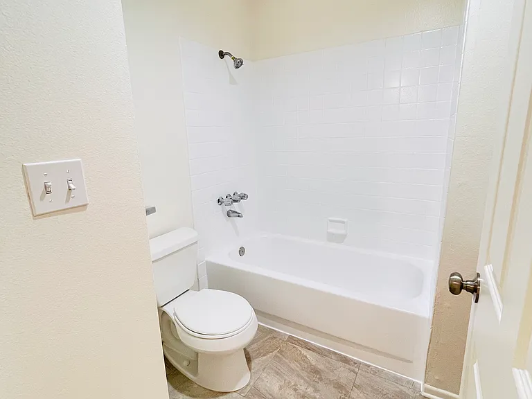 2425 Canada Blvd #106 — Photo 14
