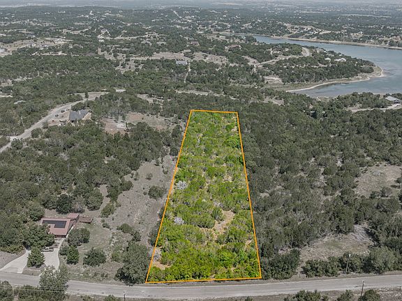 3rd image of 4115 Skyline Dr