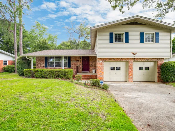 221 Sotir St, Fort Walton Beach, FL 32548