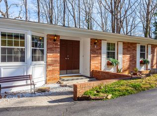 120 Morningside Dr, Oak Ridge, TN 37830