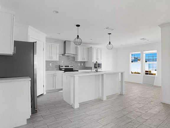 3rd image of 1116 Salem Rd #D111