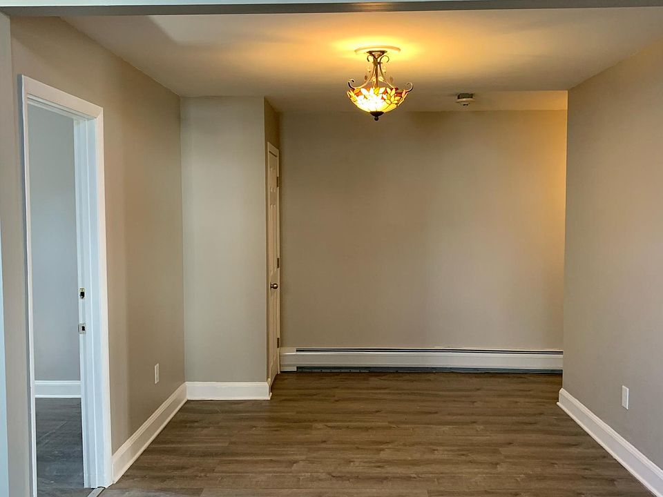 124 Thompson St 1, New Bedford, MA 02740 Zillow