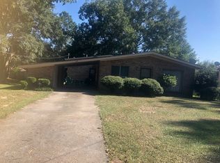 514 4th St SW, Magee, MS 39111
