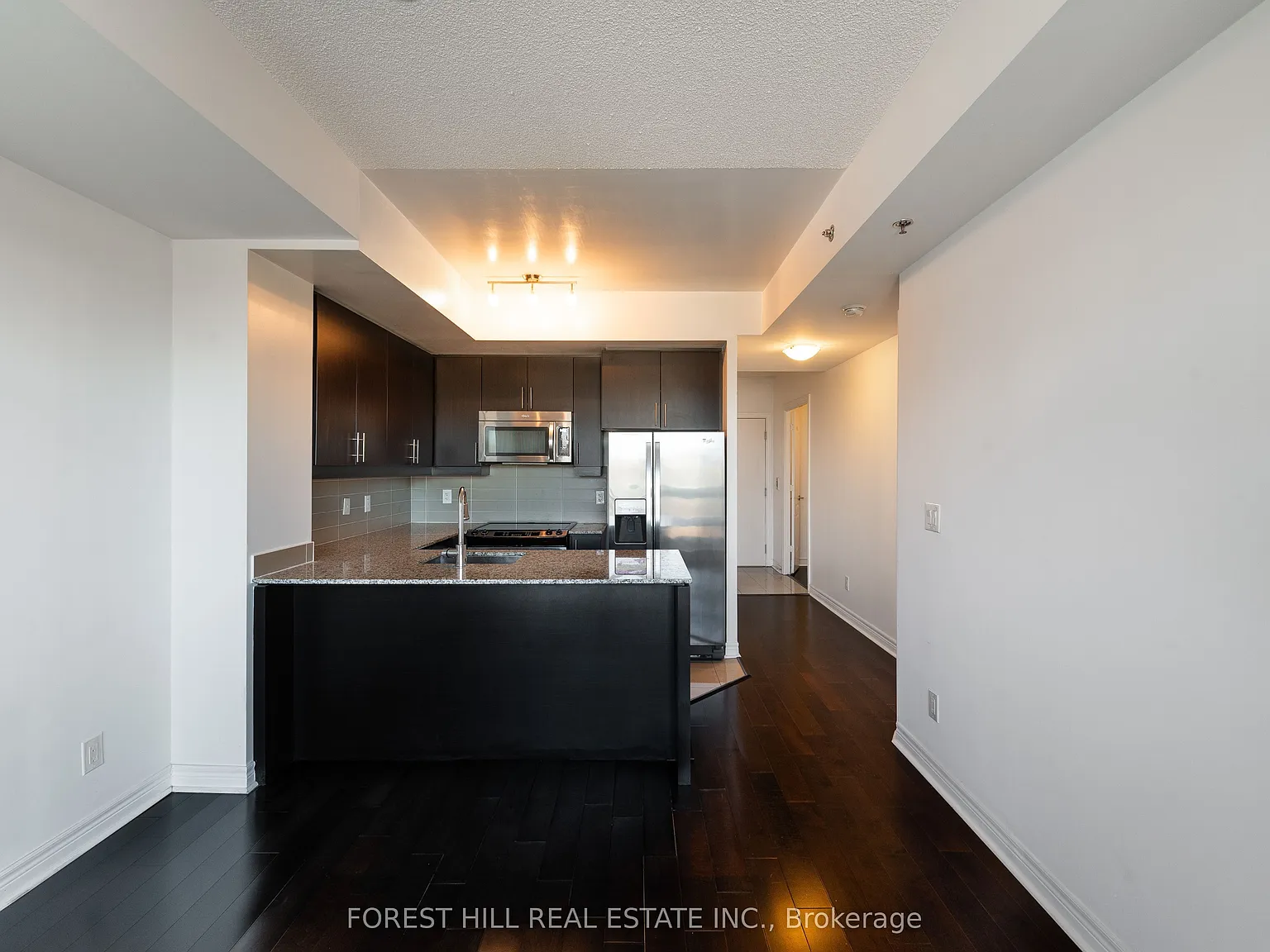 2 bed, $2,750 — Photo 1