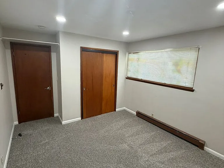 852 Nickerson — Photo 14