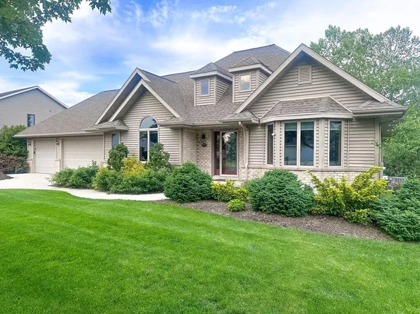 177 Maple DRIVE, Plymouth, WI 53073