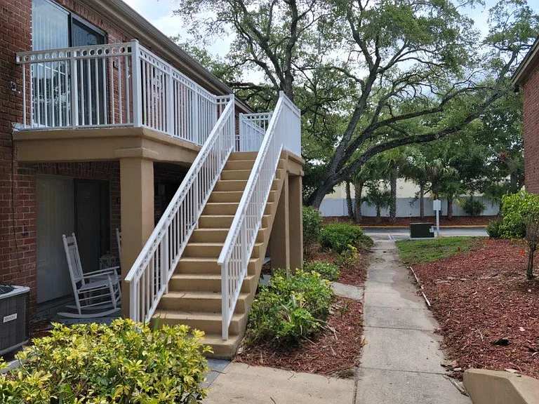 472 Banyon Tree Cir #204 — Photo 9
