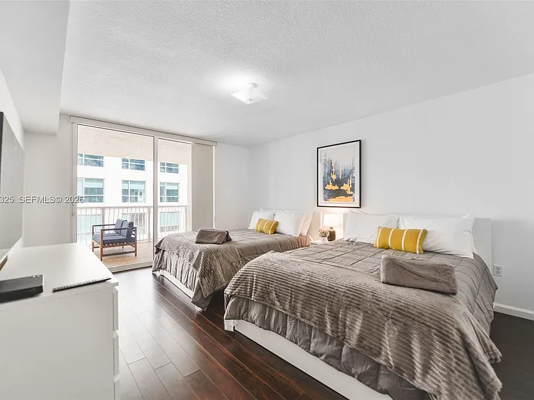 1200 Brickell Bay Dr #3614 — Photo 5