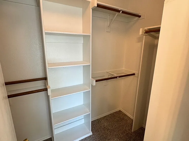 805 Sage Cir — Photo 14