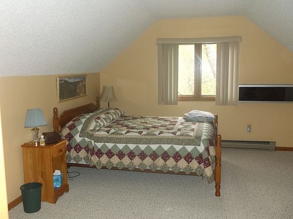 5th image of 165 Little Creek Ln
