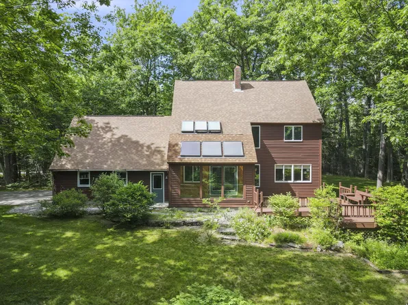 121 Eaton Ridge Drive, Holden, ME 04429