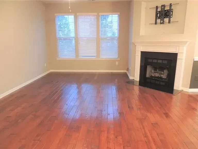 854 Windy Falls Dr — Photo 4